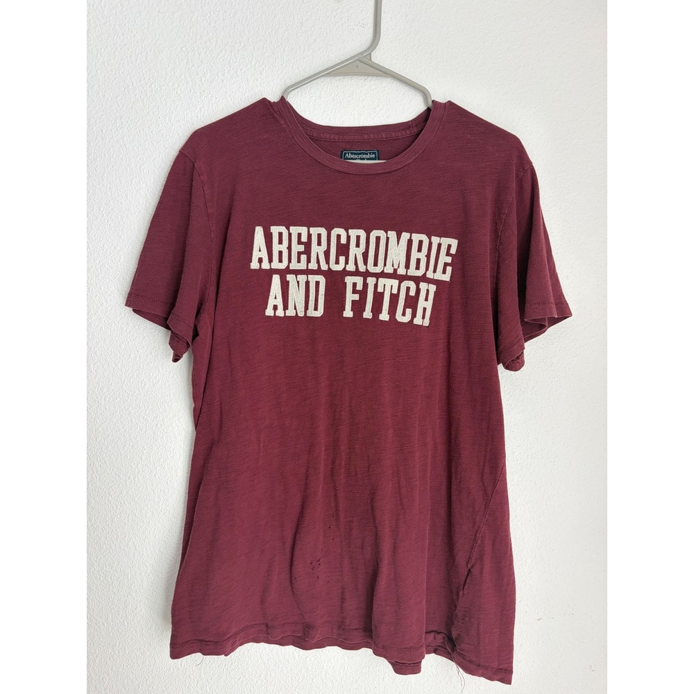 Abercrombie and Fitch Graphic Tee Maroon Burgundy Short Sleeve Logo Shirt‎ Large